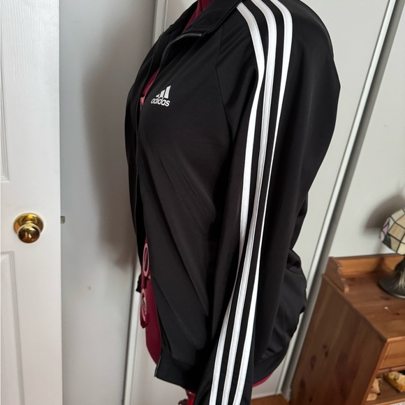 Adidas zip vest - Picture 2 of 5